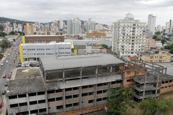 Notícia - Centro de Inovação de Criciúma ainda esbarra na burocracia