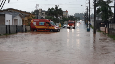 Notícia - Com a chuva, problemas em Morro da Fumaça