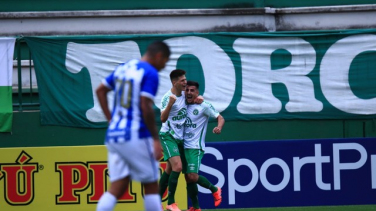 Notícia - Chapecoense vence o Avaí e assume vice-liderança da Série B