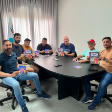 Notícia - ((Áudio)) Organizadores celebram adesão em manifesto por ciclovia na SC-447