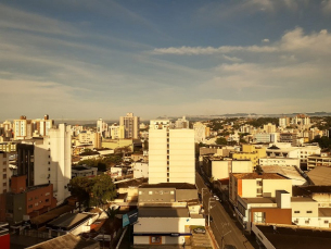 Notícia - Próximos dias com chuva fraca na região