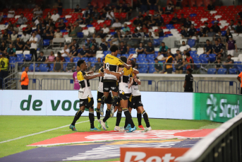 Notícia - Criciúma vence em jogo emocionante e se classifica na Copa do Brasil