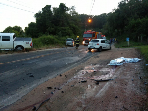 Notícia - Homem morre após acidente com três veículos em Braço do Norte