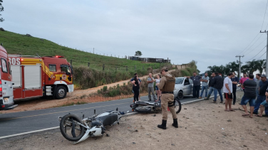 Notícia - Colisão frontal deixa dois motociclistas feridos em São Ludgero