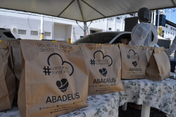 Notícia - Abadeus inicia venda de ingressos para a sua 13ª Paella Beneficente