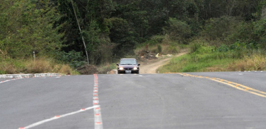 Notícia - Vereador reclama do atraso de obras estaduais em Criciúma