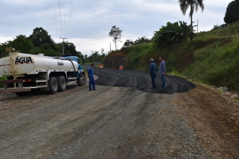 Notícia - Avança a pavimentação rumo à barragem