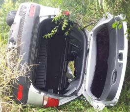 Notícia - Mulher passa mal e colide em carro na Rodovia Genésio Mazon