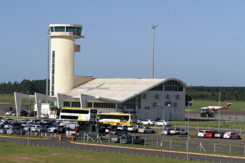 Notícia - Aeroporto de Jaguaruna e a repetida novela dos voos suspensos