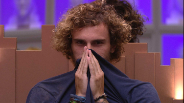 Notícia - Criciumense Alan é finalista do Big Brother Brasil