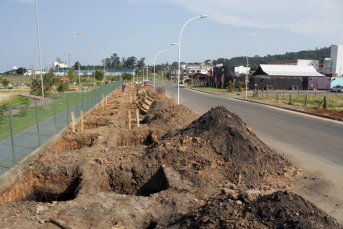 Notícia - Rua com arquibancada ao lado do Parque das Nações 