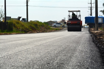 Notícia - Mais uma rua ganha asfalto em Morro da Fumaça