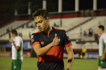 Notícia - Tigre ganha uma posição sem jogar