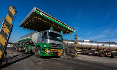 Notícia - ((Áudio)) Aumento do óleo Diesel pode gerar elevação geral de preços