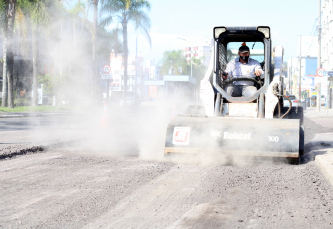 Notícia - Mais dois meses de obras na Avenida Centenário