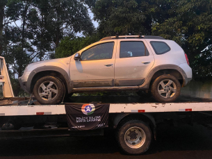 Notícia - Veículo roubado em Cocal do Sul é encontrado em uma área de mata em Criciúma