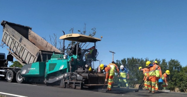 Notícia - Asfalto, sinalização e pedágio: o trabalho na BR-101 Sul