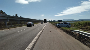 Notícia - BR-101 liberada em Araranguá e Maracajá 