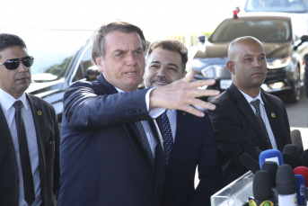 Notícia - Bolsonaro diz que lei de abuso de autoridade terá quase 20 vetos