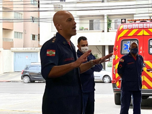 Notícia - 4º Batalhão de Bombeiros Militar, com sede em Criciúma, muda de comando 