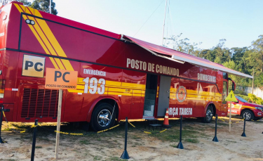 Notícia - Bombeiros treinam ação em caso de deslizamento