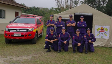 Notícia - Bombeiros que combateram fogo na Serra do Tabuleiro estão de volta