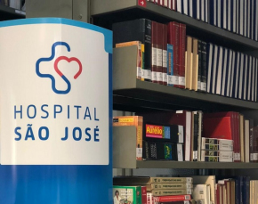 Notícia - Biblioteca do Hospital São José: Aliada no repasse de conhecimento