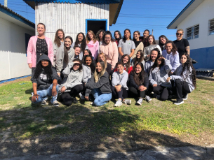 Notícia - Estudantes do IFSC vão reformular brechó da Casa da Fraternidade de Araranguá