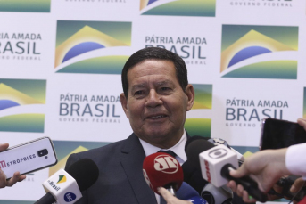 Notícia - Governo vai desbloquear R$ 20 bi até o fim do ano, diz Mourão