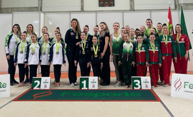 Notícia - Atletas da ginástica rítmica conquistam bronze na Olesc