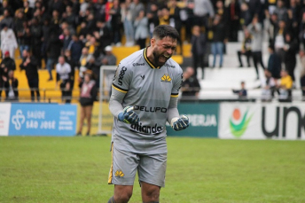 Notícia - Identificado no clube, Gustavo quer ficar para a próxima temporada