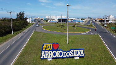 Notícia - Sábado tem show nacional com Nenhum de Nós em Balneário Arroio do Silva