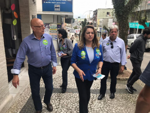 Notícia - Pré-candidata em Içara deixa secretaria em Urussanga