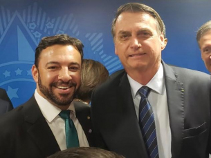 Notícia - Bolsonaro assina MP na área da segurança