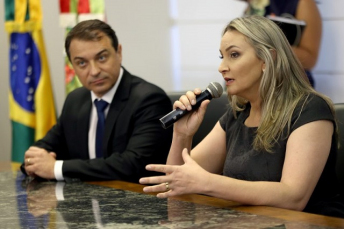 Notícia - Retirada do segundo impeachment: Daniela reafirma confiança na justiça