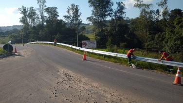 Notícia - Um reforço para o trânsito em Cocal do Sul