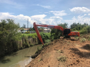 Notícia - Rio Criciúma: mais de sete quilômetros desassoreados