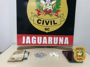 Notícia - Drogas são encontradas enterradas em dunas de Jaguaruna