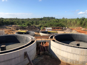 Notícia - Casan vistoria obras na Estação de Tratamento de Esgoto do Bairro Demboski 