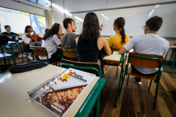 Notícia - Educação de SC oferece Curso Enem Gratuito aos alunos do Ensino Médio