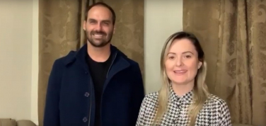 Notícia - Eduardo Bolsonaro grava vídeo de apoio a Júlia Zanatta e Jorginho Mello