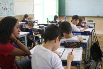 Notícia - Ensino remoto alcança 96% dos alunos da rede pública no Sul do Brasil, aponta Datafolha