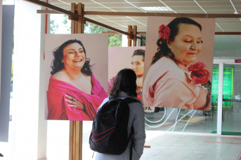 Notícia - Exposição leva superação de mulheres ao Nações