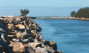 Notícia - Jaguaruna: Obra do canal da Barra do Camacho é inaugurada 