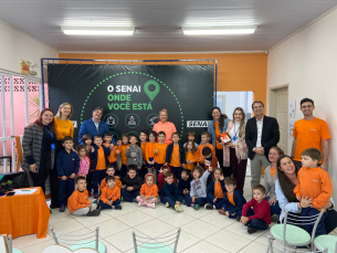 Notícia - FIESC entrega equipamentos à Escola de Educação Infantil de Orleans