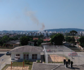 Notícia - Bombeiros atendem incêndio em residência no São Luiz (VÍDEO)