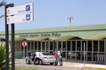 Notícia - Forquilhinha rechaça administrar aeroporto Diomício Freitas em 2020