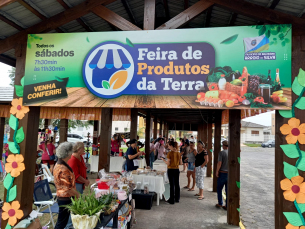 Notícia - Feira de Produtos da Terra tem horário ampliado em Balneário Arroio do Silva