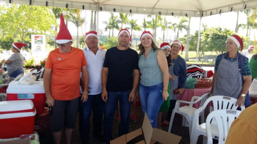 Notícia - Em clima de Natal Feira da Agricultura Familiar é realizada no Parque das Nações