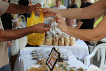 Notícia - Tem Feira de Agricultura Familiar nesta quinta no Paço